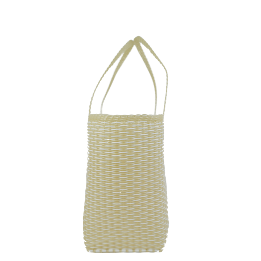 Medium | Salt - Pearl / White