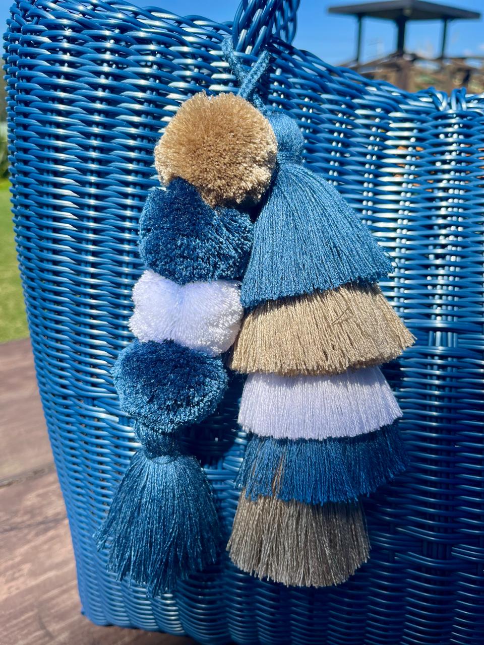 Flair Pom | Fog Blue + Beige + White