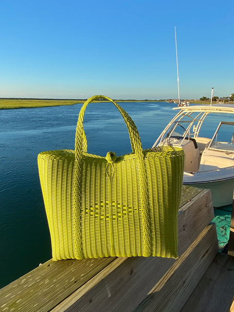 Medium | Solid Pear Green