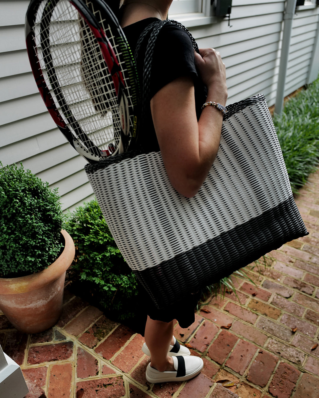 Medium | Rothko White/Black