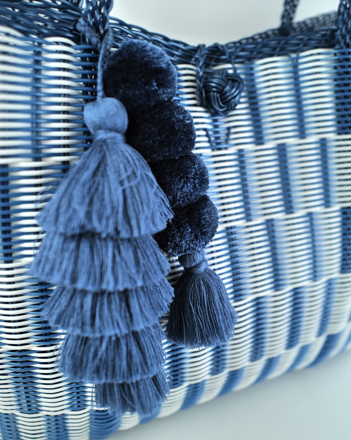 Flair Poms | Fog Blue + Light Blue