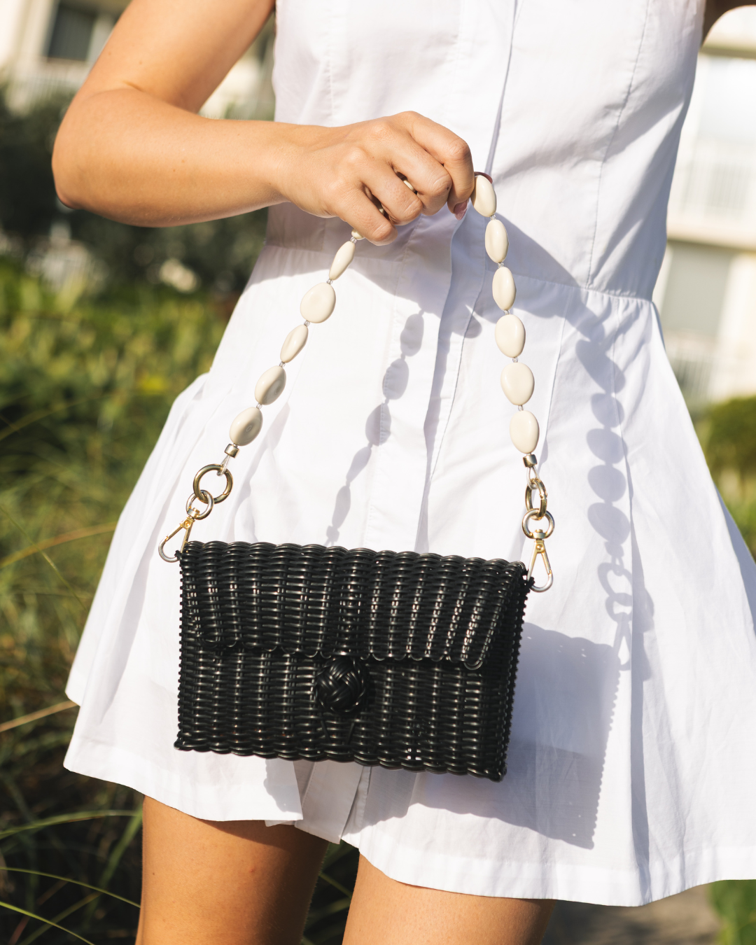Pochette | Ivory River Stone in Black
