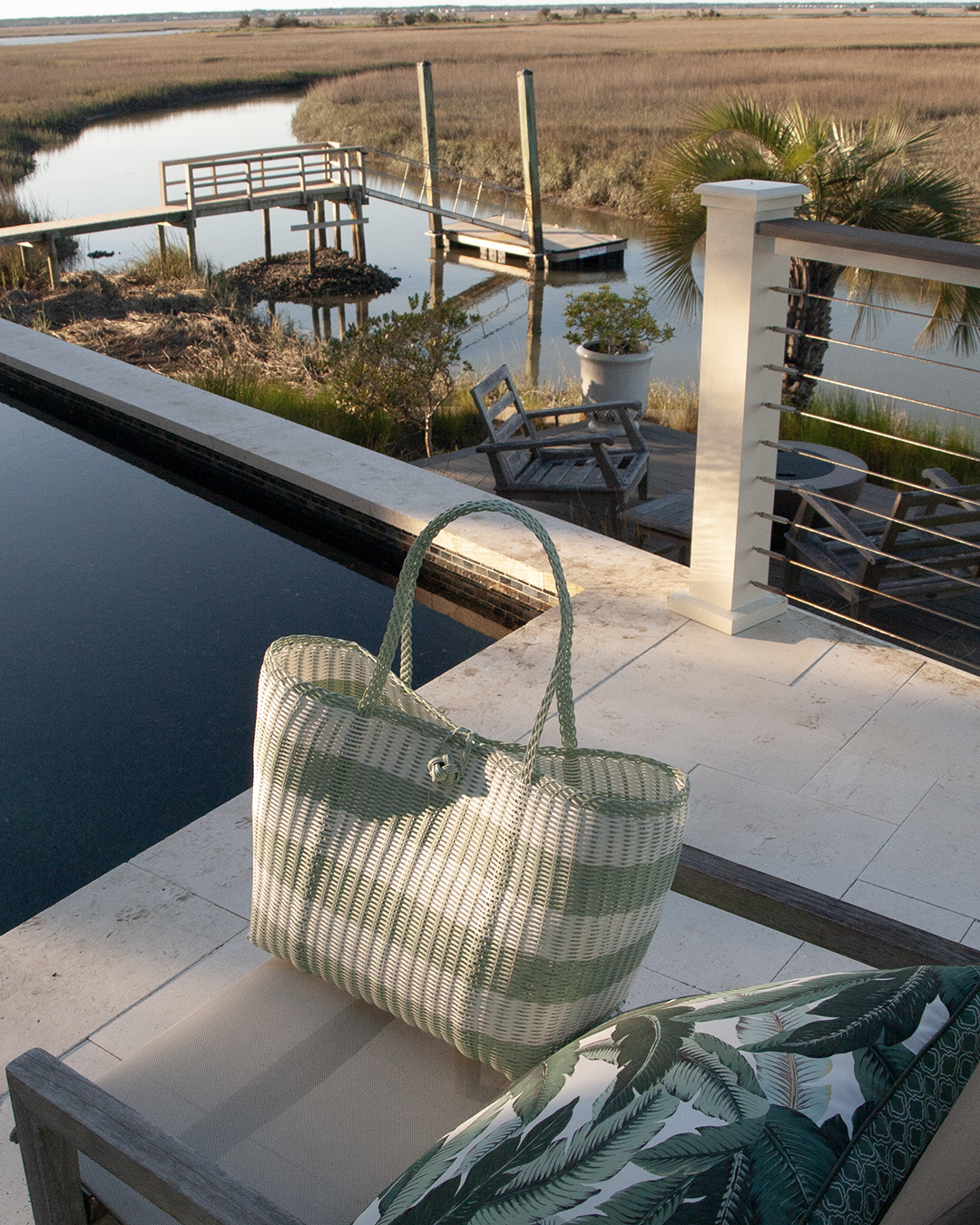 Medium | Awning Stripe Sea Glass/White