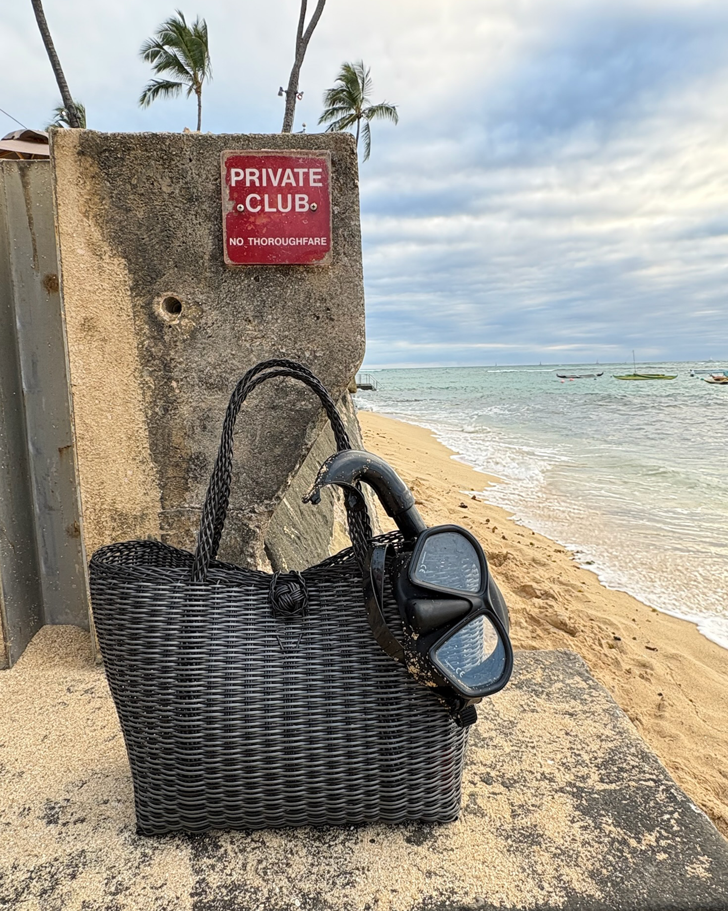 Small | Pepper - Black / Dark Gray