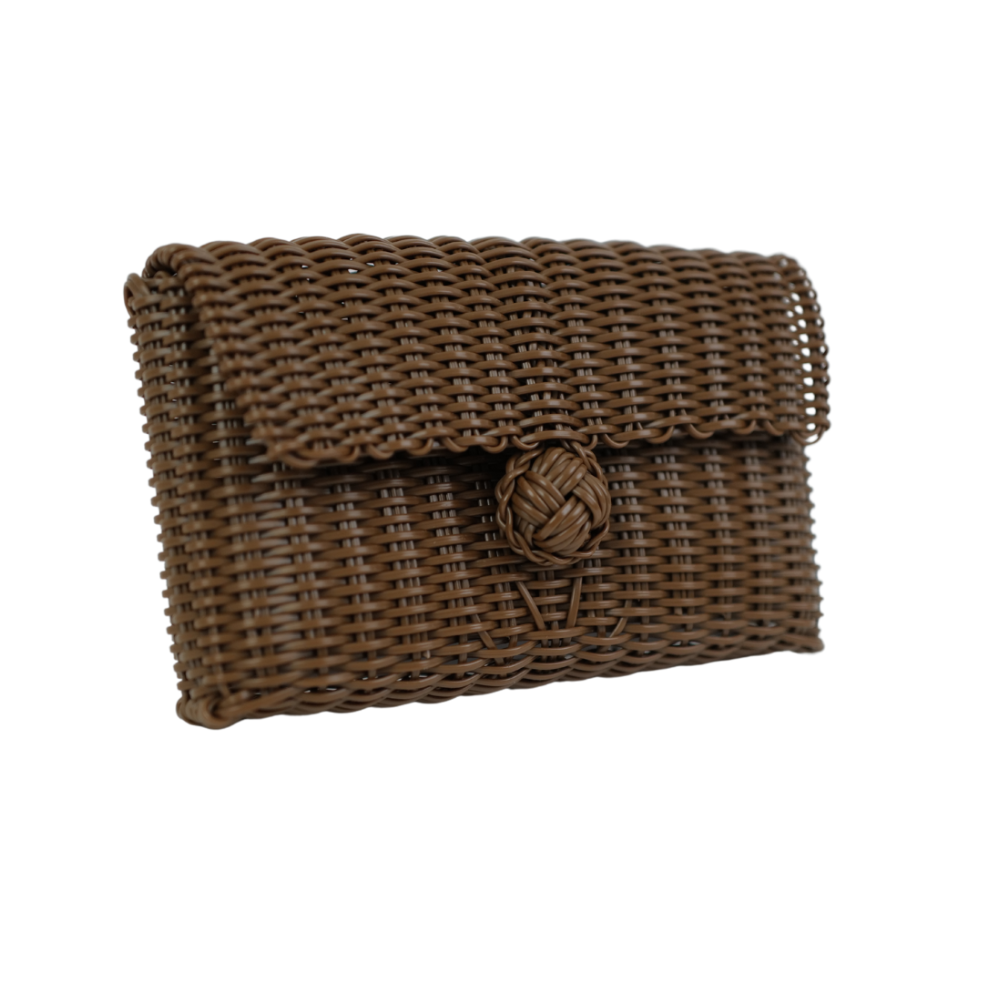 Clutch | Solid Milk Chocolate