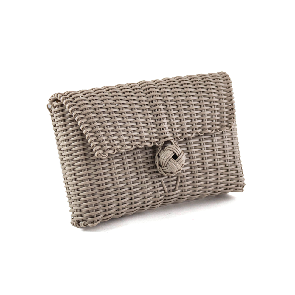 Clutch | Solid Putty