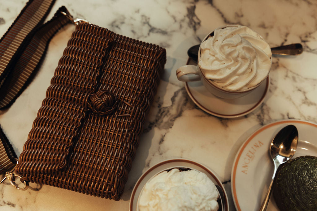 Clutch | Solid Milk Chocolate